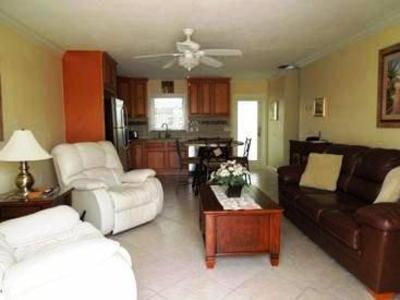 фото отеля Jamaica Royale Condominiums