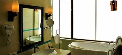 фото отеля Kanatal Resort