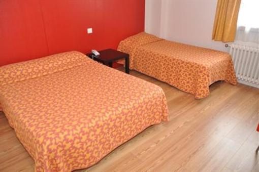 фото отеля Nouvel Hotel Annecy