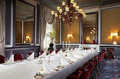 фото отеля Hotel Des Indes, a Luxury Collection Hotel