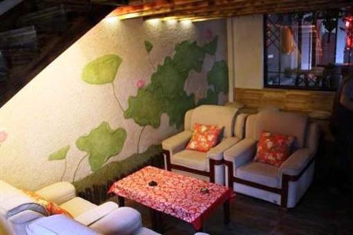 фото отеля Yangzhou Ge Garden International Youth Hostel