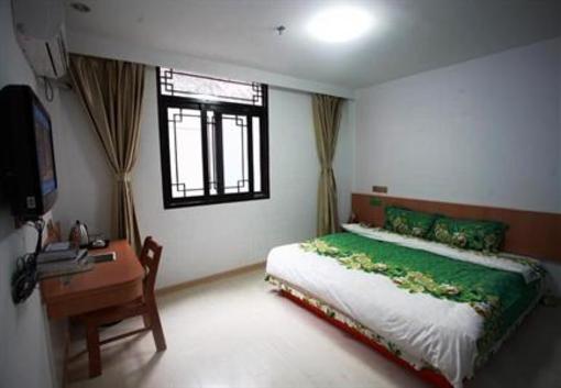 фото отеля Yangzhou Ge Garden International Youth Hostel