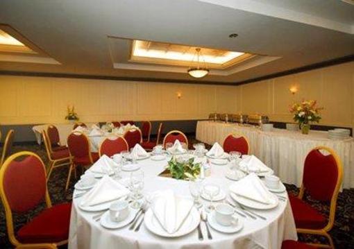 фото отеля Comfort Suites Carlisle (Pennsylvania)