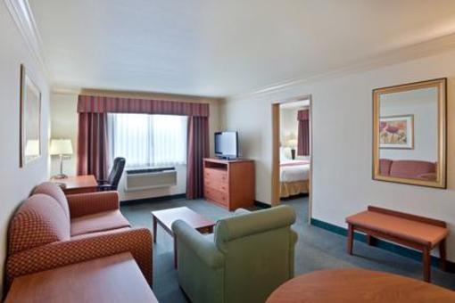 фото отеля Holiday Inn Express Hotel & Suites Burlington