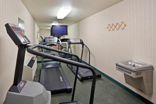 фото отеля Holiday Inn Express Hotel & Suites Burlington