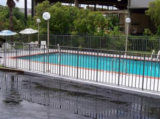 фото отеля Jaxport Inn