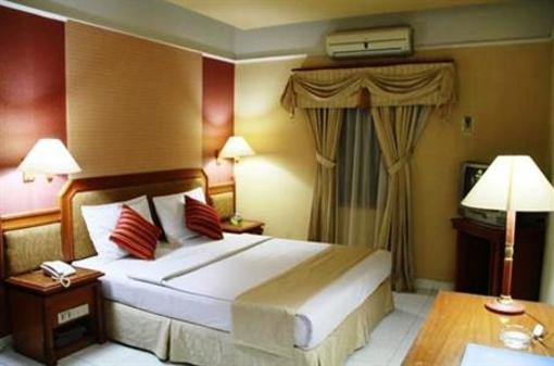 фото отеля Puri Jaya Hotel Jakarta