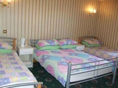 фото отеля Swan Lake Guest House Edinburgh