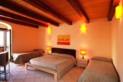 фото отеля Vicere Speciale Bed & Breakfast Noto
