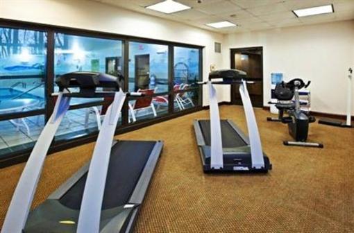 фото отеля Holiday Inn Express Hotel & Suites Milford (Ohio)