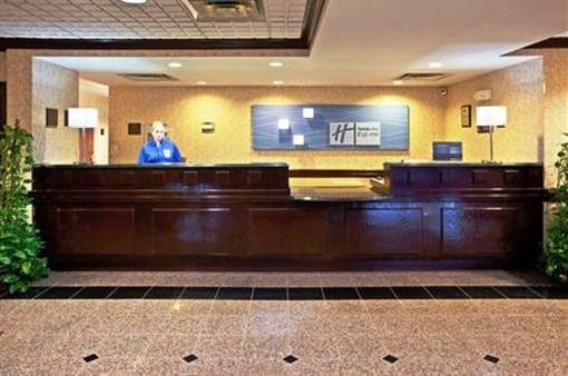 фото отеля Holiday Inn Express Hotel & Suites Milford (Ohio)