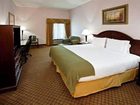 фото отеля Holiday Inn Express Hotel & Suites Milford (Ohio)