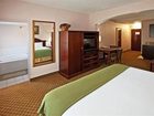 фото отеля Holiday Inn Express Hotel & Suites Milford (Ohio)