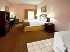 фото отеля Holiday Inn Express Hotel & Suites Milford (Ohio)