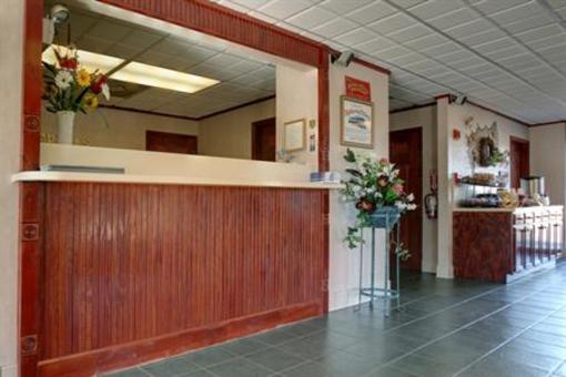 фото отеля Americas Best Value Inn St. Augustine Beach