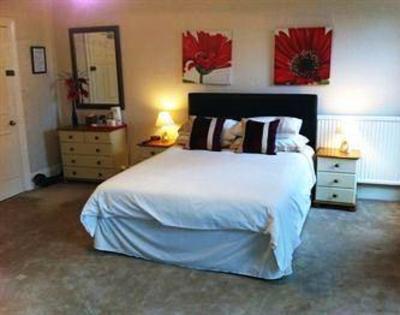 фото отеля Crossways Guest House