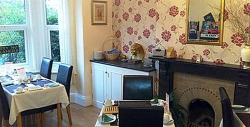 фото отеля Crossways Guest House