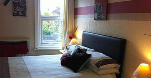 фото отеля Crossways Guest House