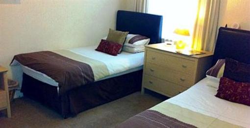 фото отеля Crossways Guest House