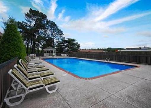 фото отеля Quality Inn & Suites Franklin (Tennessee)