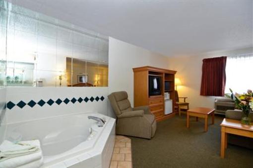 фото отеля BEST WESTERN Sundowner Inn