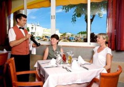 фото отеля Aparthotel Paguera Beach Calvia