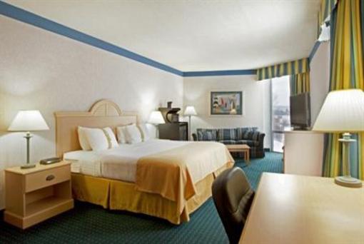 фото отеля Holiday Inn Traverse City