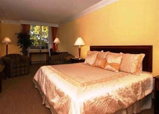 фото отеля Days Inn North Winston Salem
