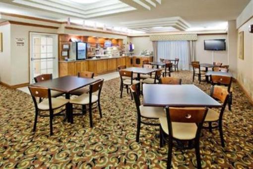 фото отеля Magnolia Inn and Suites - Decatur I 20 East