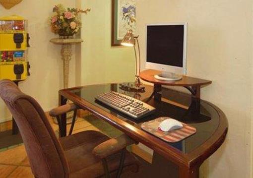 фото отеля Quality Inn & Suites Baymeadows