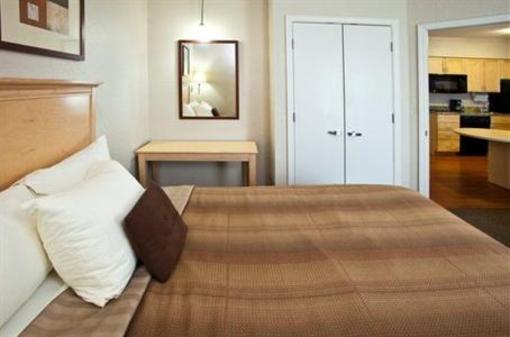 фото отеля Candlewood Suites Ft Myers North I-75