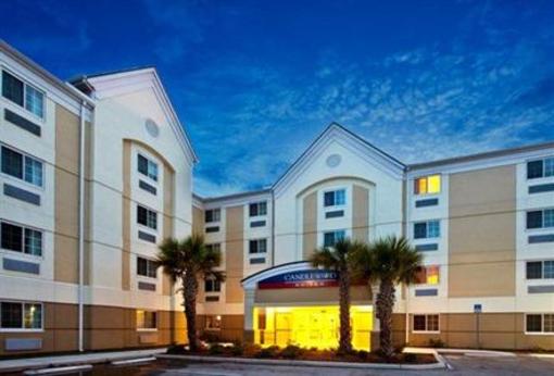 фото отеля Candlewood Suites Ft Myers North I-75