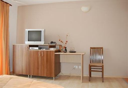 фото отеля Pension Laura Petrestii de Jos