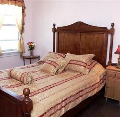 фото отеля Toronto Garden Inn