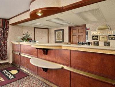 фото отеля Days Inn Portland Airport