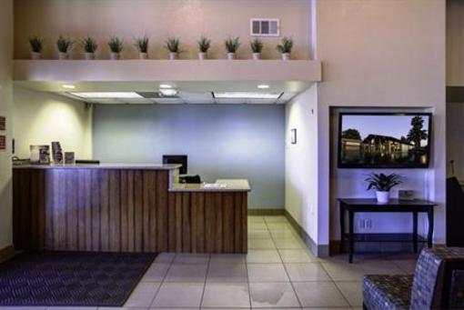 фото отеля BEST WESTERN Valencia Inn