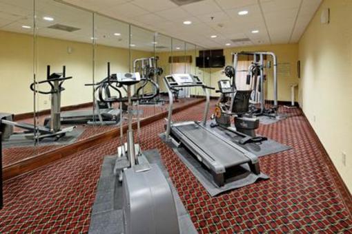 фото отеля Holiday Inn Express Hotel & Suites Grenada