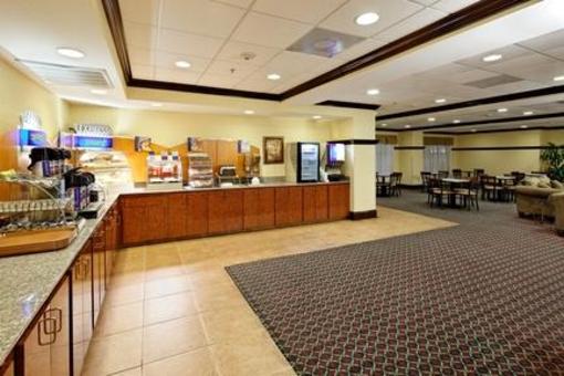 фото отеля Holiday Inn Express Hotel & Suites Grenada