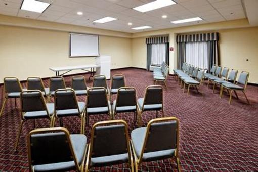 фото отеля Holiday Inn Express Hotel & Suites Grenada