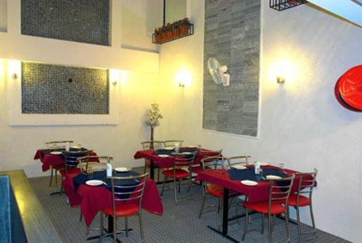 фото отеля Hotel Sunstar Heights New Delhi