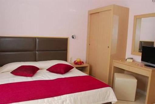 фото отеля Carme Villas Arkadi
