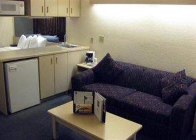 фото отеля Quality Inn at ASU-Airport