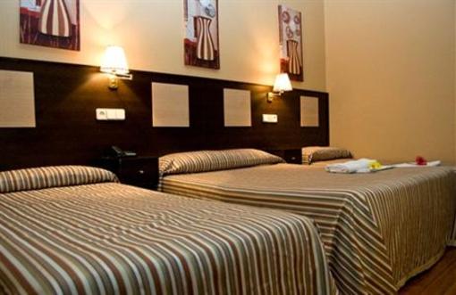 фото отеля Hostal Cervelo