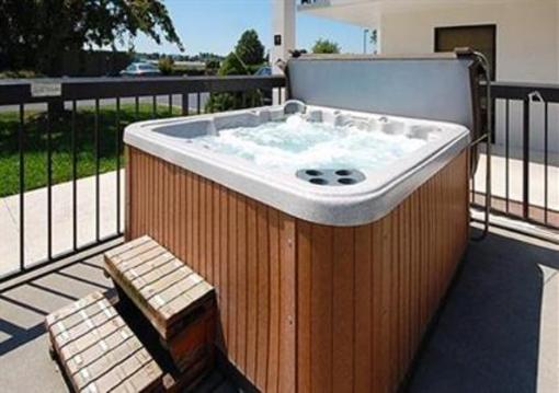фото отеля Quality Inn Christiansburg