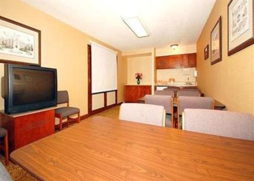 фото отеля Quality Inn Christiansburg