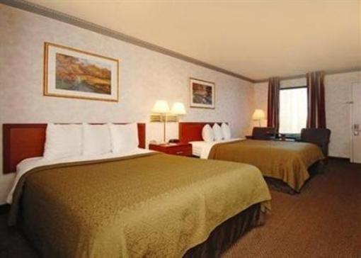 фото отеля Quality Inn Christiansburg