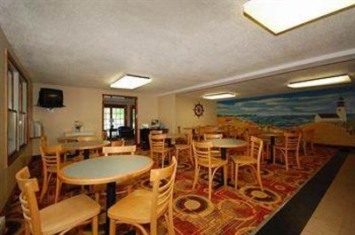 фото отеля Captains Quarters Motel and Conference Center