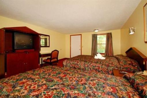 фото отеля Captains Quarters Motel and Conference Center