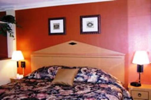 фото отеля Inn at Oak Plantation