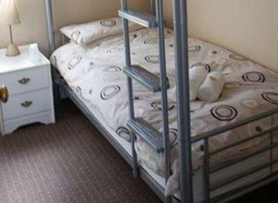 фото отеля Crescent Guest House Swansea